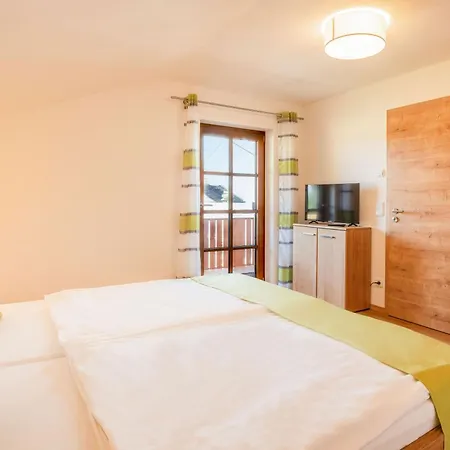 Am Moosbach Apartment Ubersee
